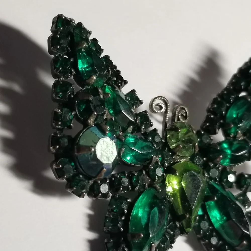 Vintage butterfly brooch green rhinestones pin moth insect bug jewelry p…